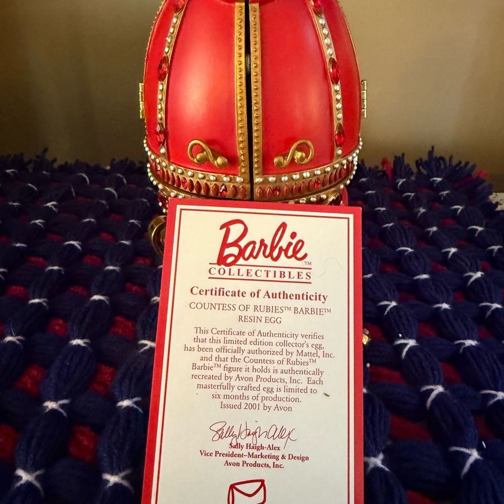 Countess of Rubies Barbie Resin Egg Music Box NEW